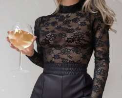 Lydia Rose consuming alcohol